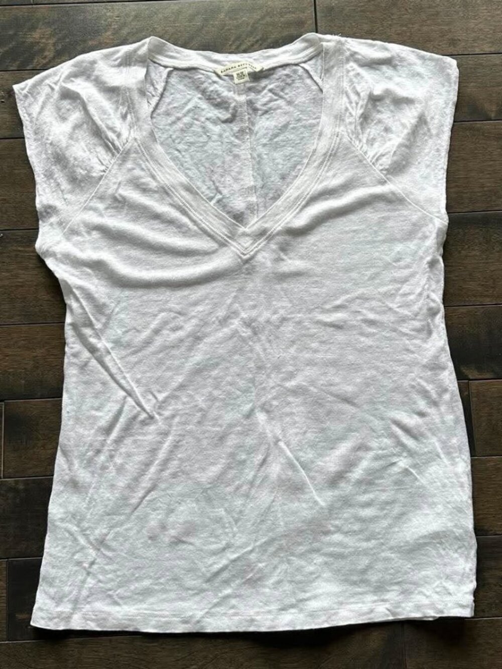 Banana Republic V-neck Linen Tee